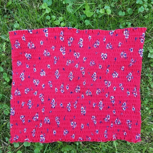 🦉2/$15🦉Summer Tube Top - Picture 3 of 8